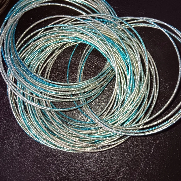 Multicolor Bangle Set - Picture 3 of 4